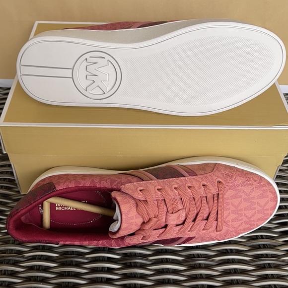 Michael Kors Poppy Stripe Lace Up MK Signature SM 49F1POFS2B Berry Multi WMNS - Picture 4 of 16